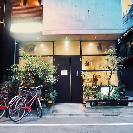 Kangaroo Hotel-2